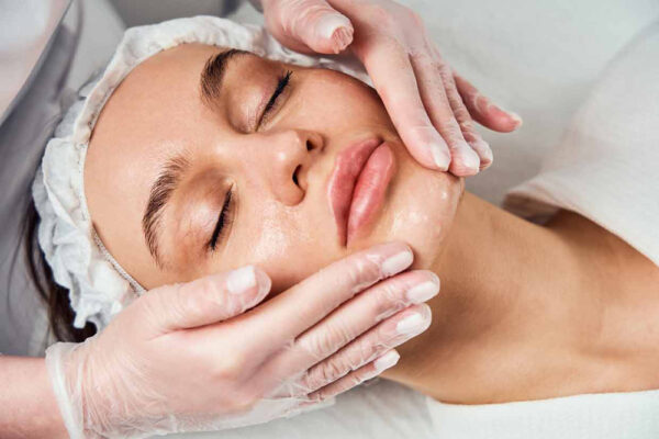 Deluxe Deep Cleanse Facial - Female and Male